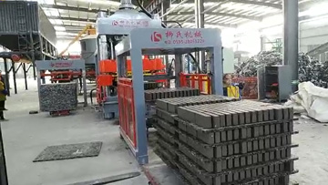 液壓磚機(jī)處理固廢、泥巴磚